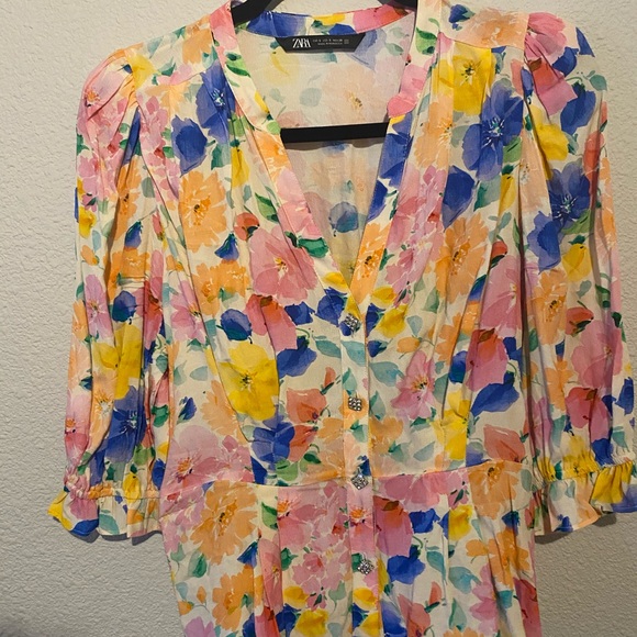 ZARA Printed Blouse with Jewel Button - Picture 6 of 7